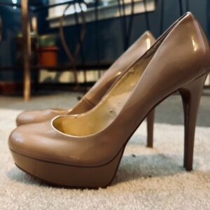 Jessica Simpson Taupe Platform Heels